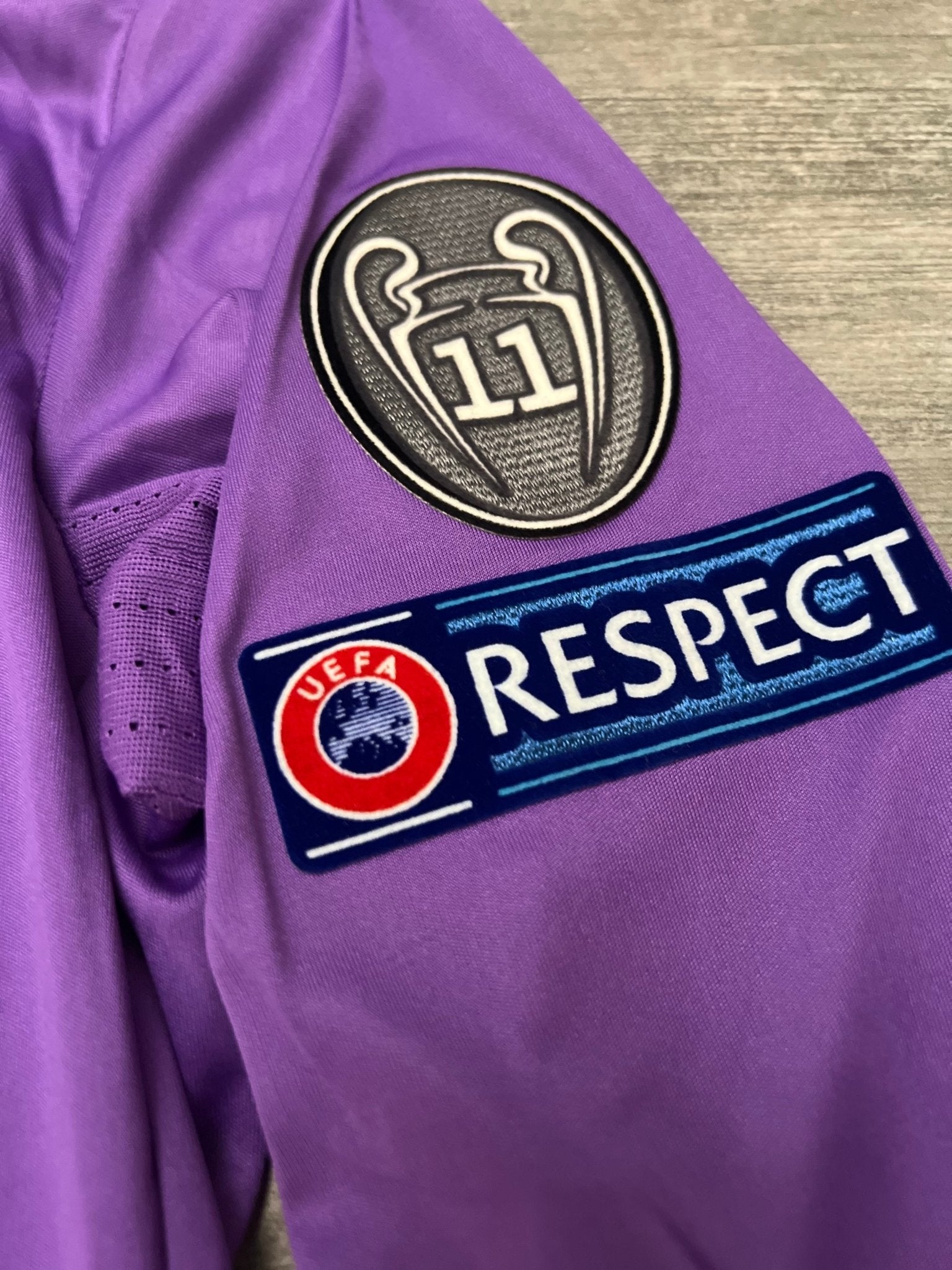 2016 - 17 - REAL MADRID AWAY LONG SLEEVE | RETRO - MODU CLUB EU