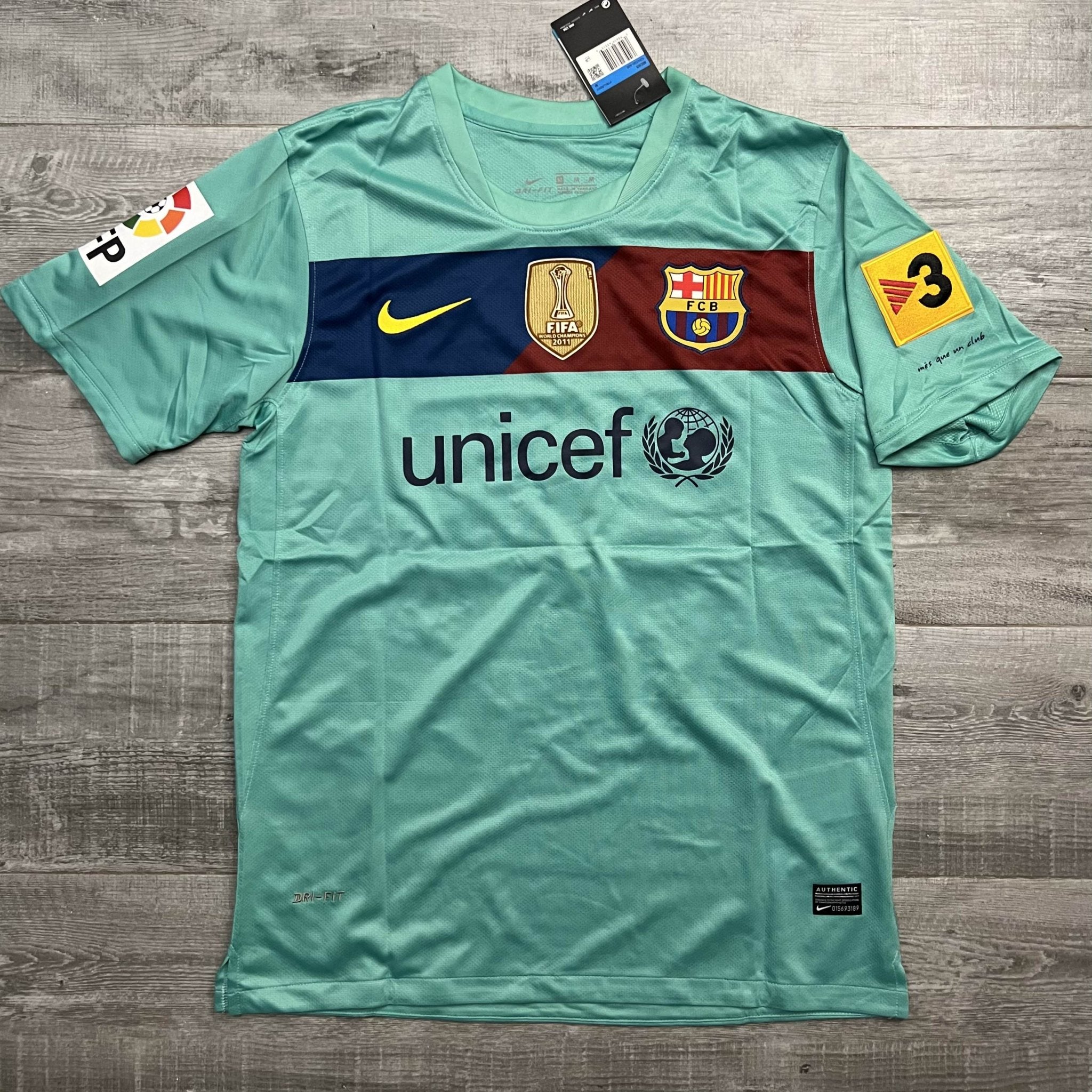 2010 - 11 - BARCELONA AWAY | RETRO - MODU CLUB EU