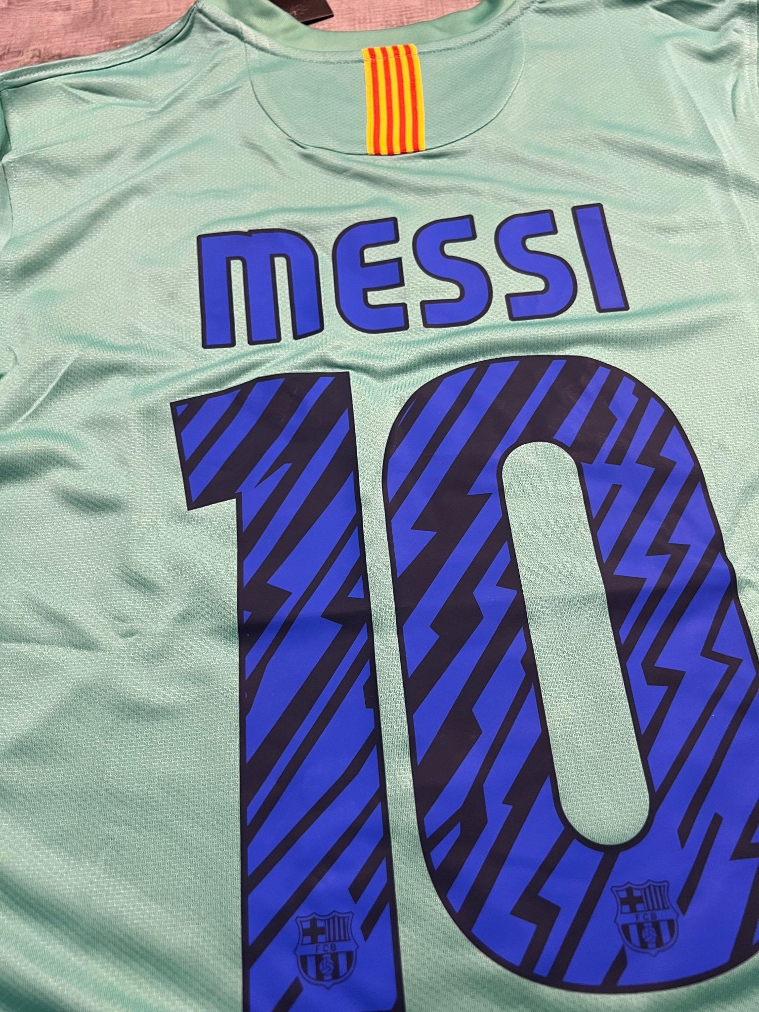 2010 - 11 - BARCELONA AWAY | RETRO - MODU CLUB EU